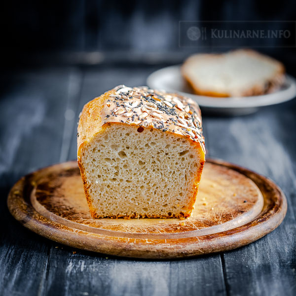 Chleb pszenno-żytni z miodem