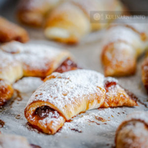 Kruche rogaliki z dżemem